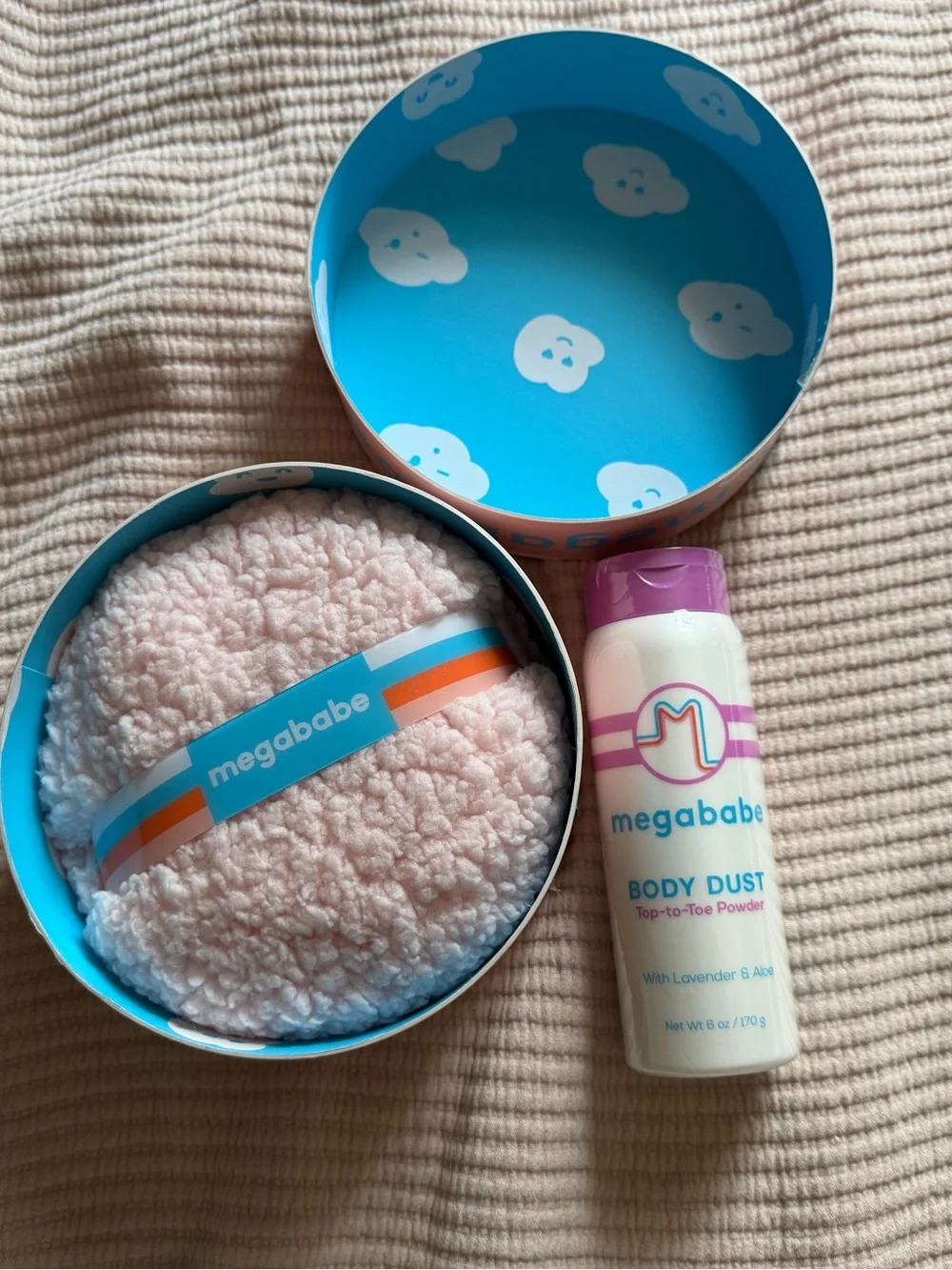 NWT megababe Dust Duo